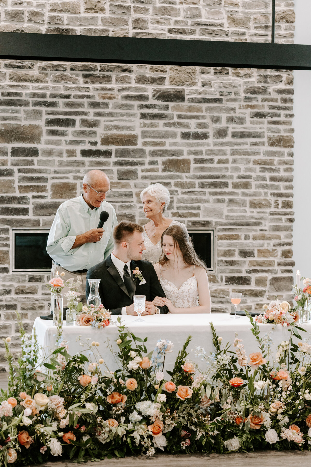 kraber-the-gathering-grounds-iowa-wedding-158