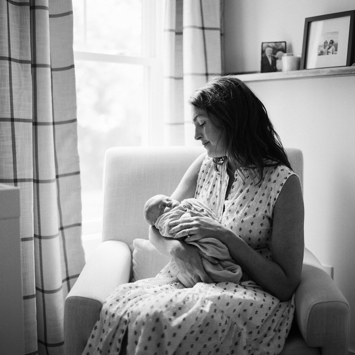 timeless-newborn-photos-charlottesville-va-amy-nicole-photography-0031