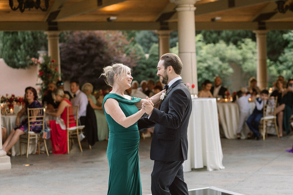 M%2bE_The_Broadmoor_Lakeside_Terrace_Wedding_Highlights_by_Diana_Coulter-70