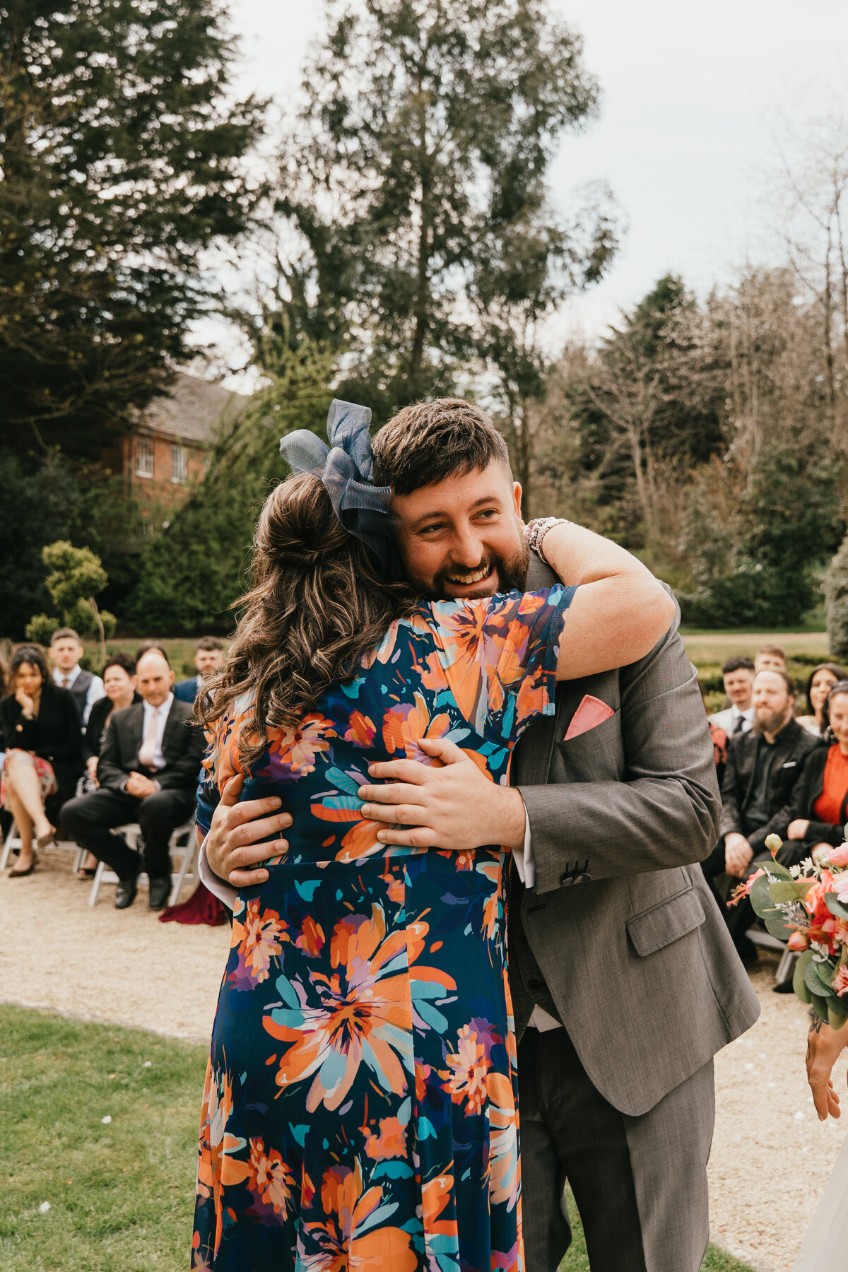 GraceDovePhotography-Laura&BrettWedding-Ceremony&Confetti-57
