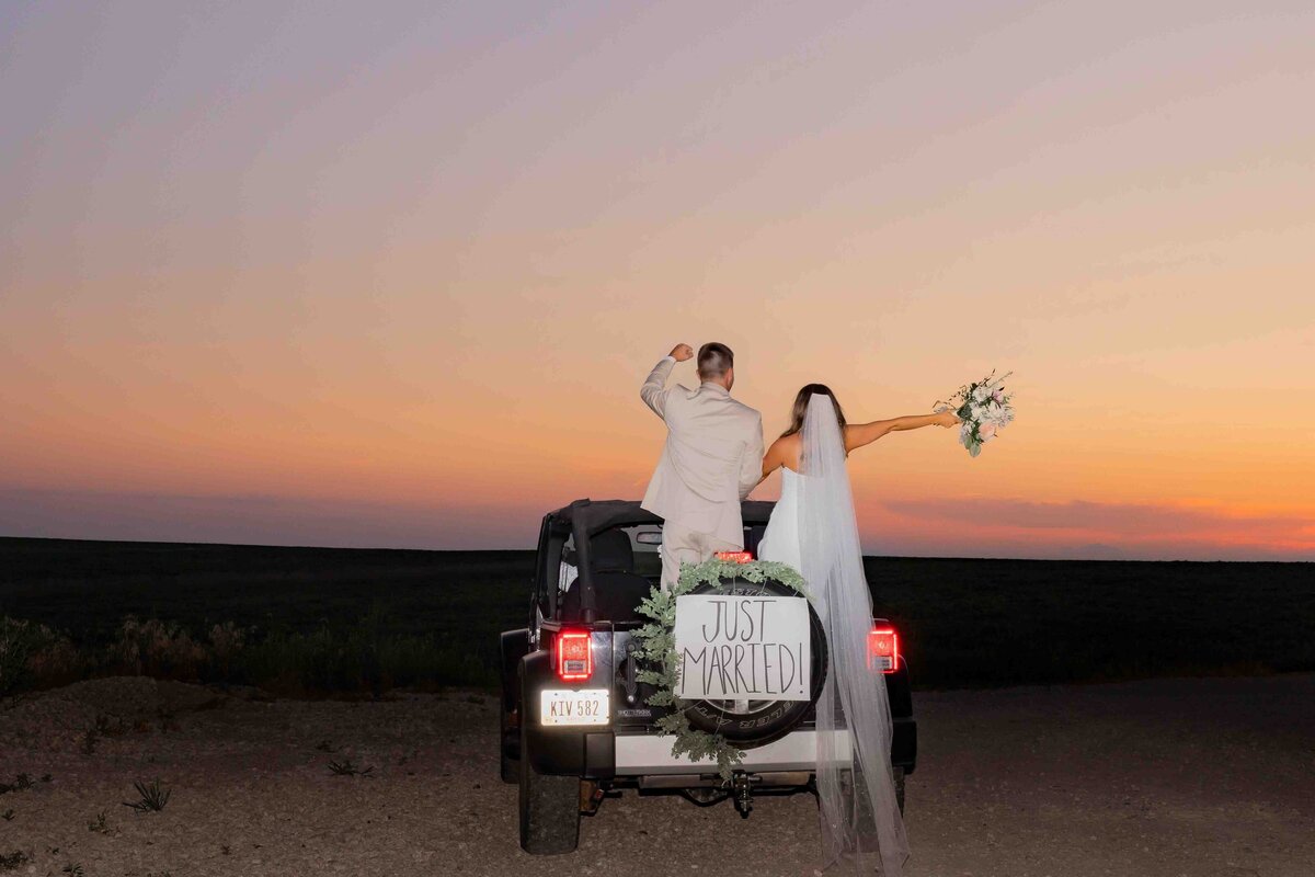 Emerald Hill Events | Promise City, Iowa Wedding Photos-70