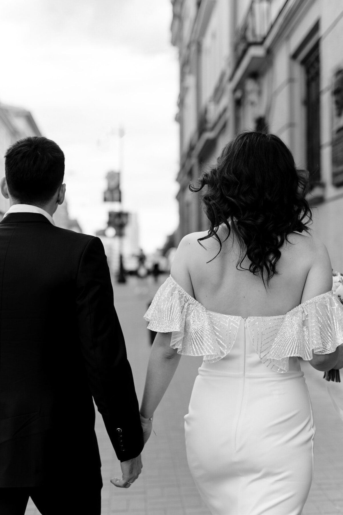 city-hall-modern-wedding