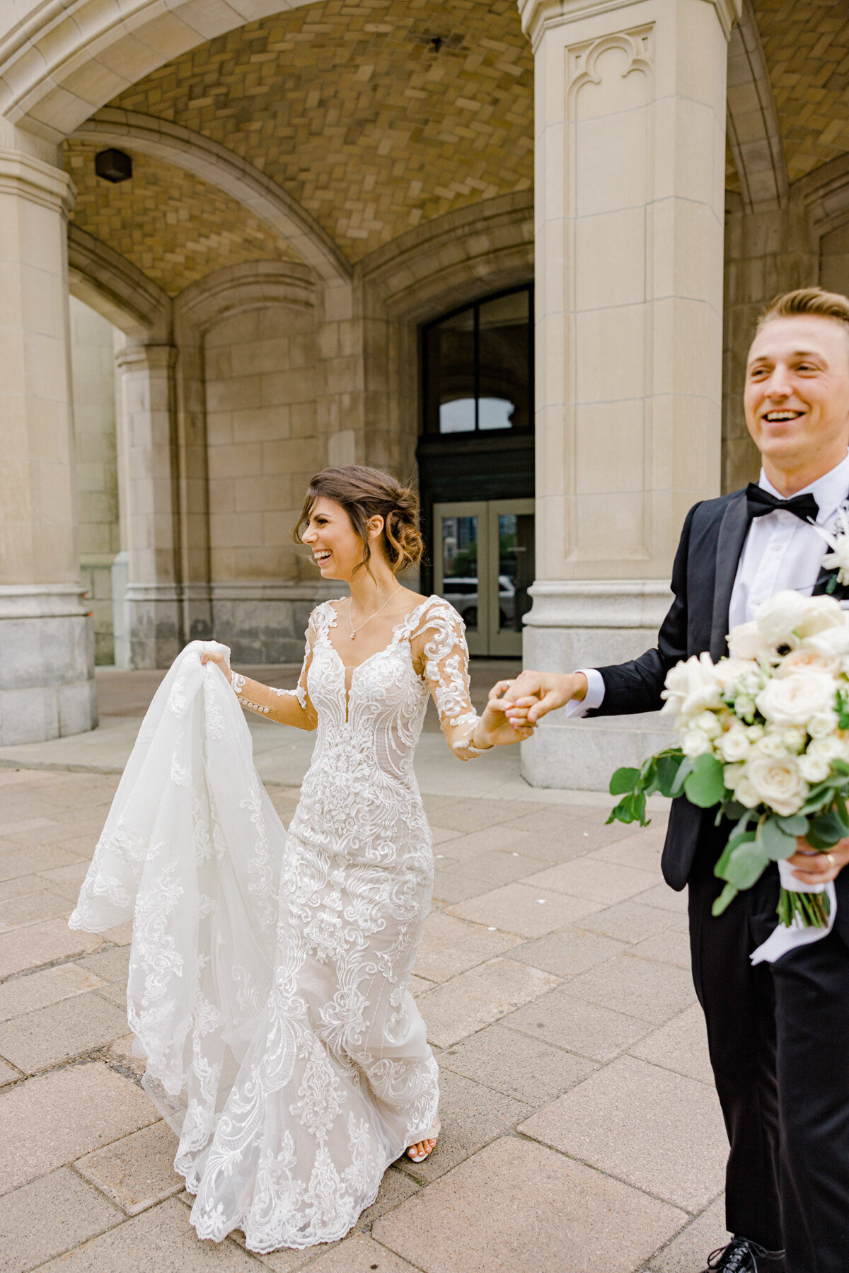 hannah-braden-ottawa-wedding-shaw-centre-2023-120