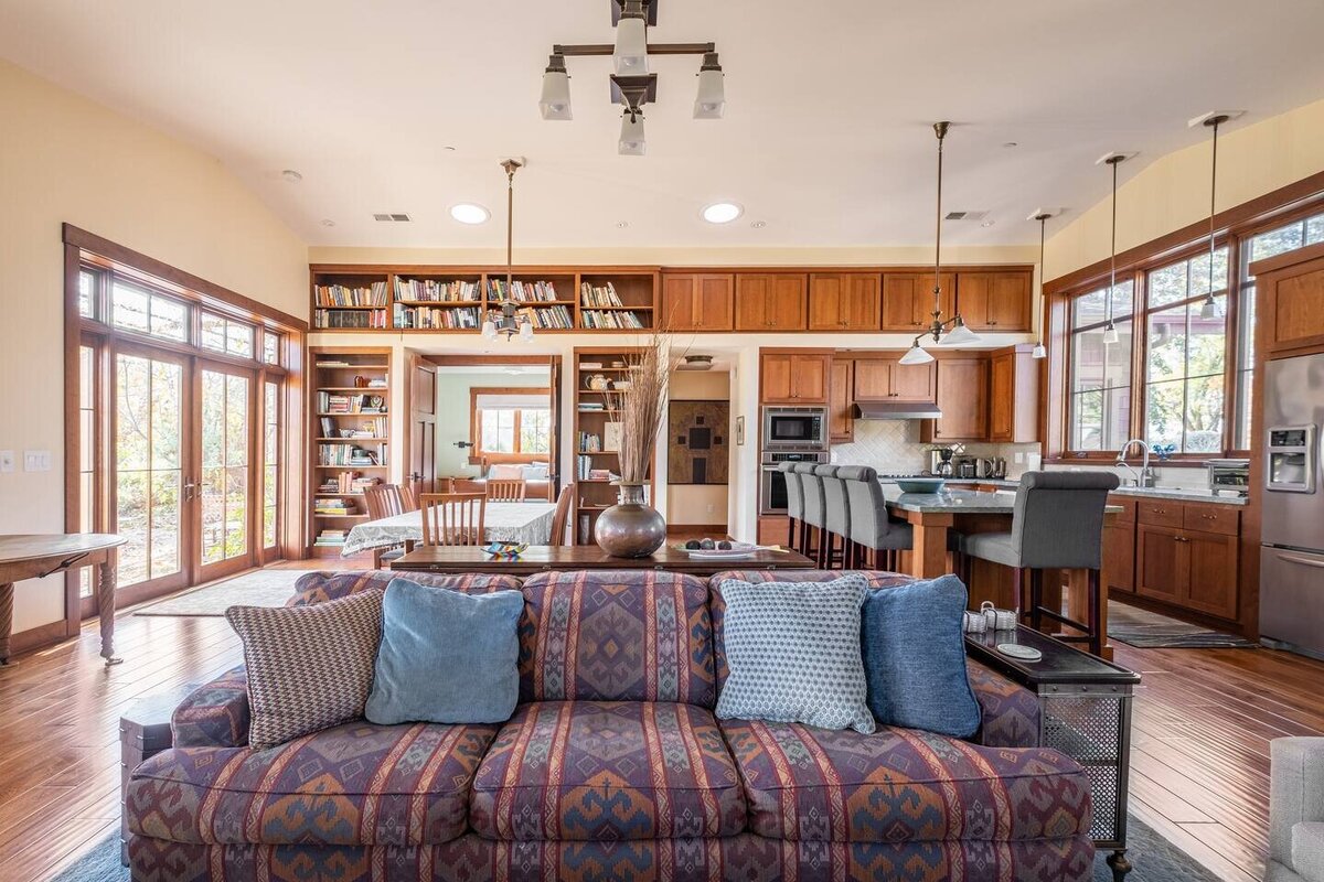 The Yolo Garden Cottage2