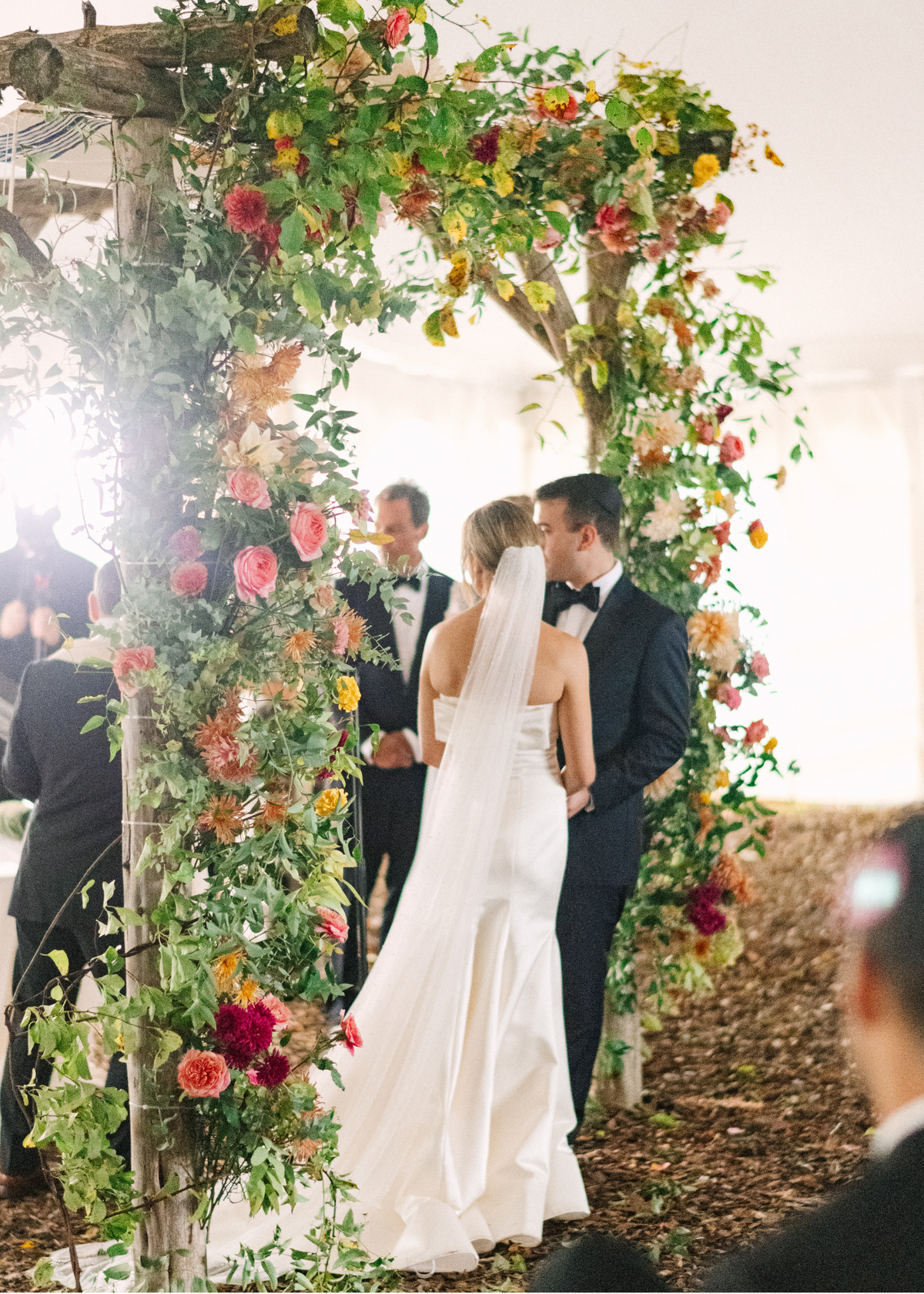 fall-wedding-ceremony-meadowridge-on-hudson-valley-new-york