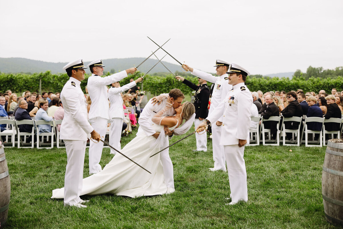 Outdoor Virginia Wedding by Richmond VA Wedding Photographer