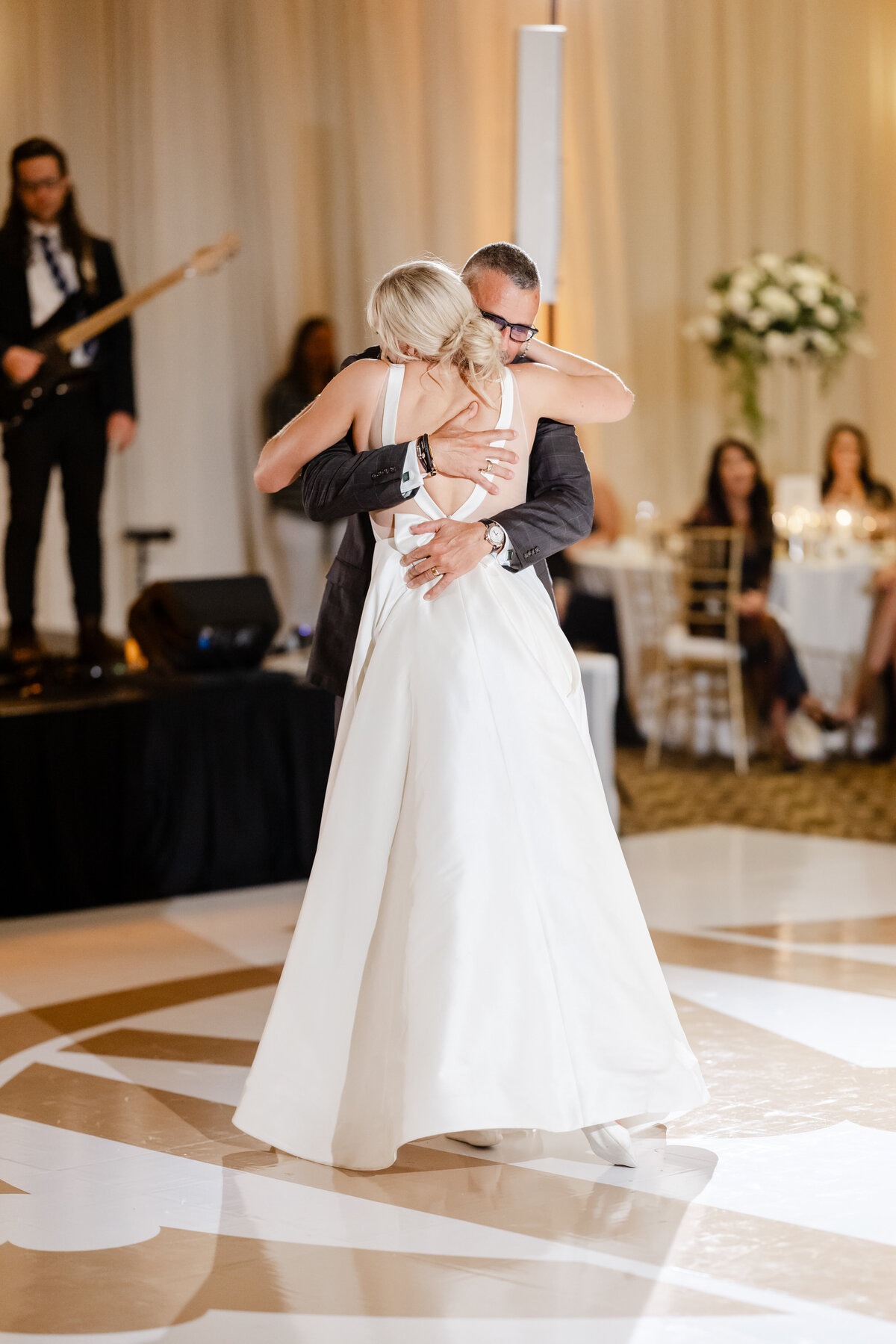 montage-summer-park-city-catholic-wedding-pepper-nix-loganwalkerphoto-419L-2415