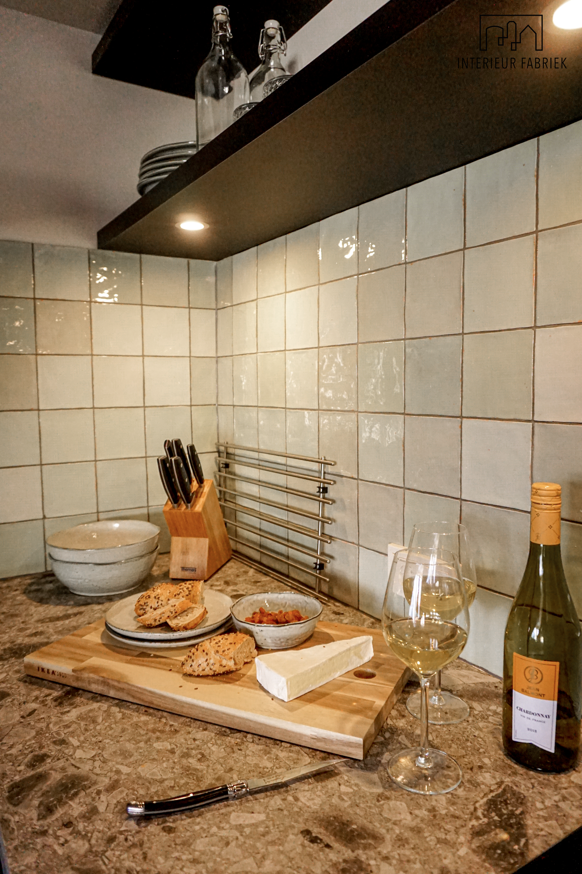 Interieurdesign Woerden, Interieurontwerpstudio Woerden, Interieurontwerper Woerden, Interior design Woerden, Interieurstudio Woerden, Interieur ontwerpen Woerden, Interieur ontwerp Woerden, Interieurinrichting Woerden, Interieurstylist Woerden, Interieurontwerp Woerden, Interieuradvies Woerden, Keukenontwerp Woerden, Keuken Woerden, Keukeneiland Woerden, Zwarte keuken Woerden, Wijnklimaatkast Woerden, Badkamerontwerp Woerden, Badkamer Woerden, Meubilair Woerden, Toilet Woerden, Toiletontwerp Woerden, Vakantiehuisontwerp Woerden, Vakantiehuis Woerden, Inloopdouche Woerden, Regendouche Woerden, Betonlooktegel Woerden, Slaapkamerontwerp Woerden, Slaapkamer Woerden, Ronde Spiegel Woerden,