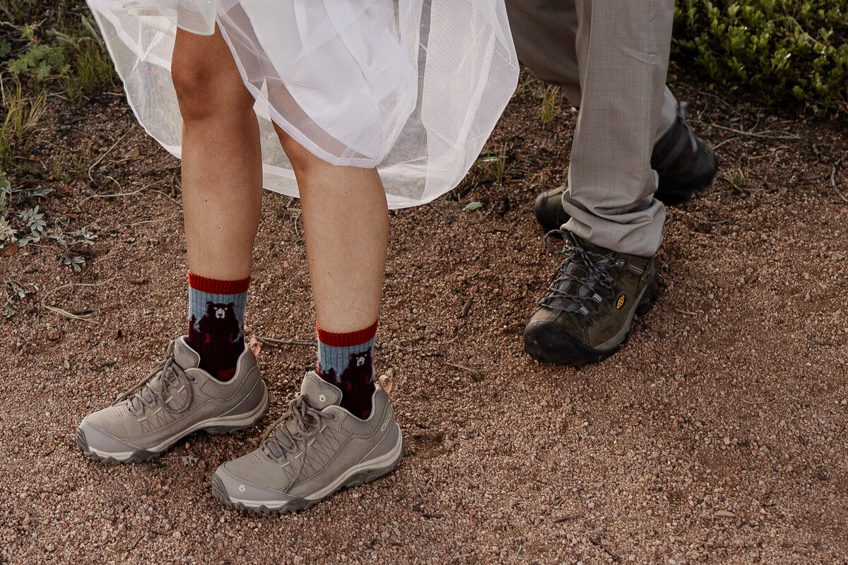 Pikes Peak Elopement Photographer - Jenn and Kyle