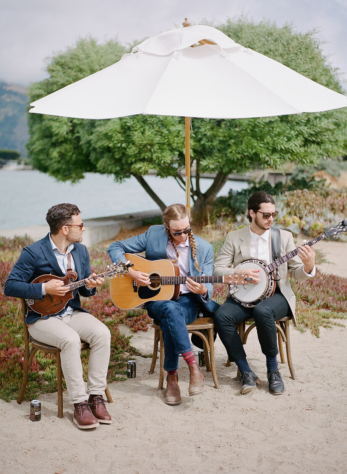 stinson-beach-backyard-wedding-planning-and-design-jacinda-weddings-and-events-13
