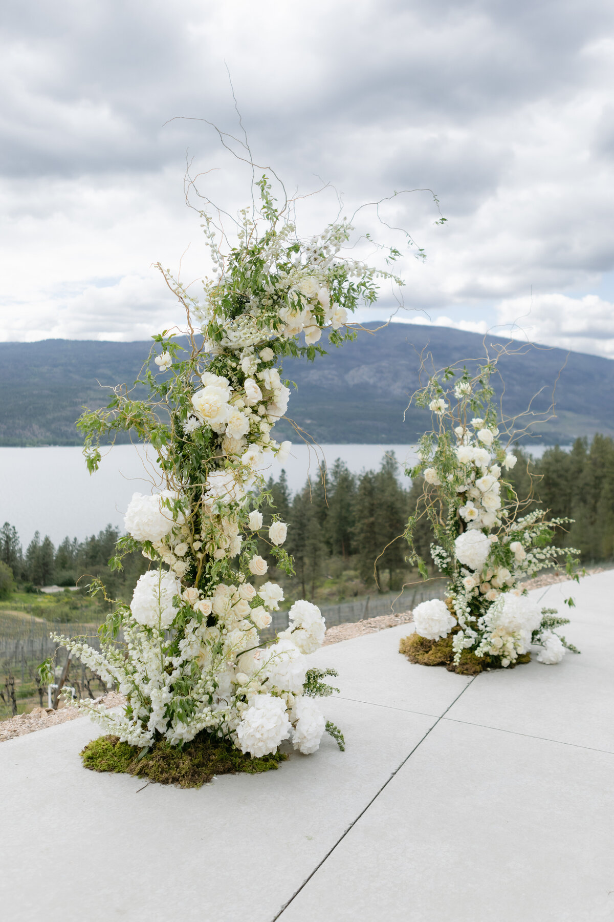 MeghanHemstra-50th-Parallel-Winery-Wedding-69