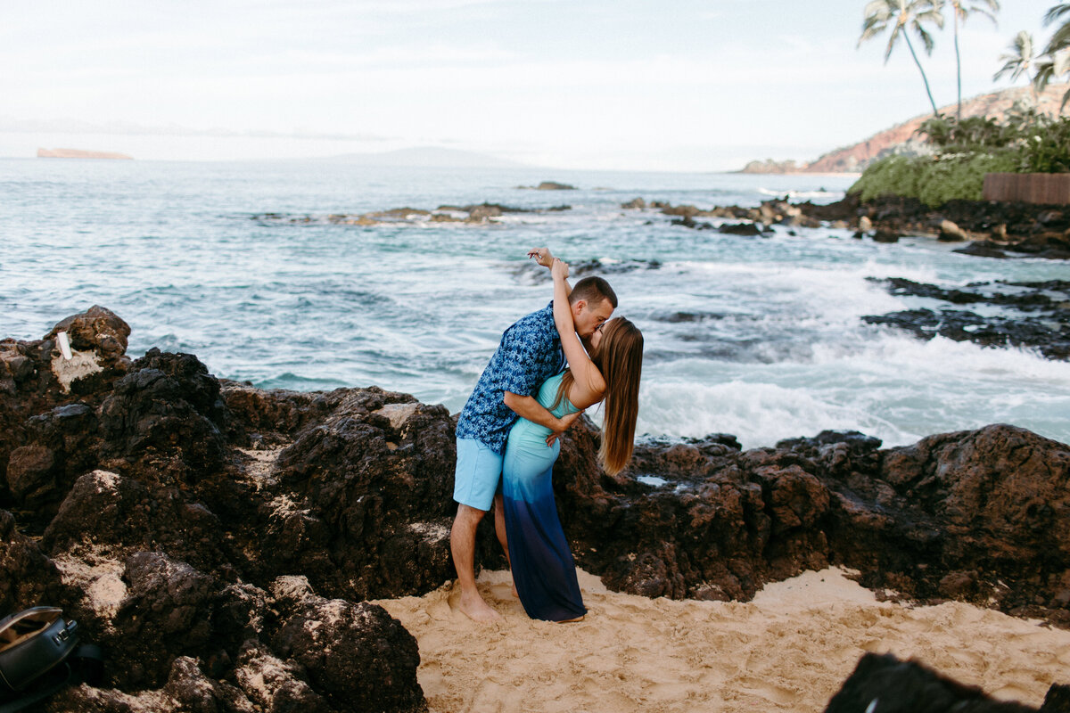 Kris_steven_Makena_Cove_Engagement_Photos-3022