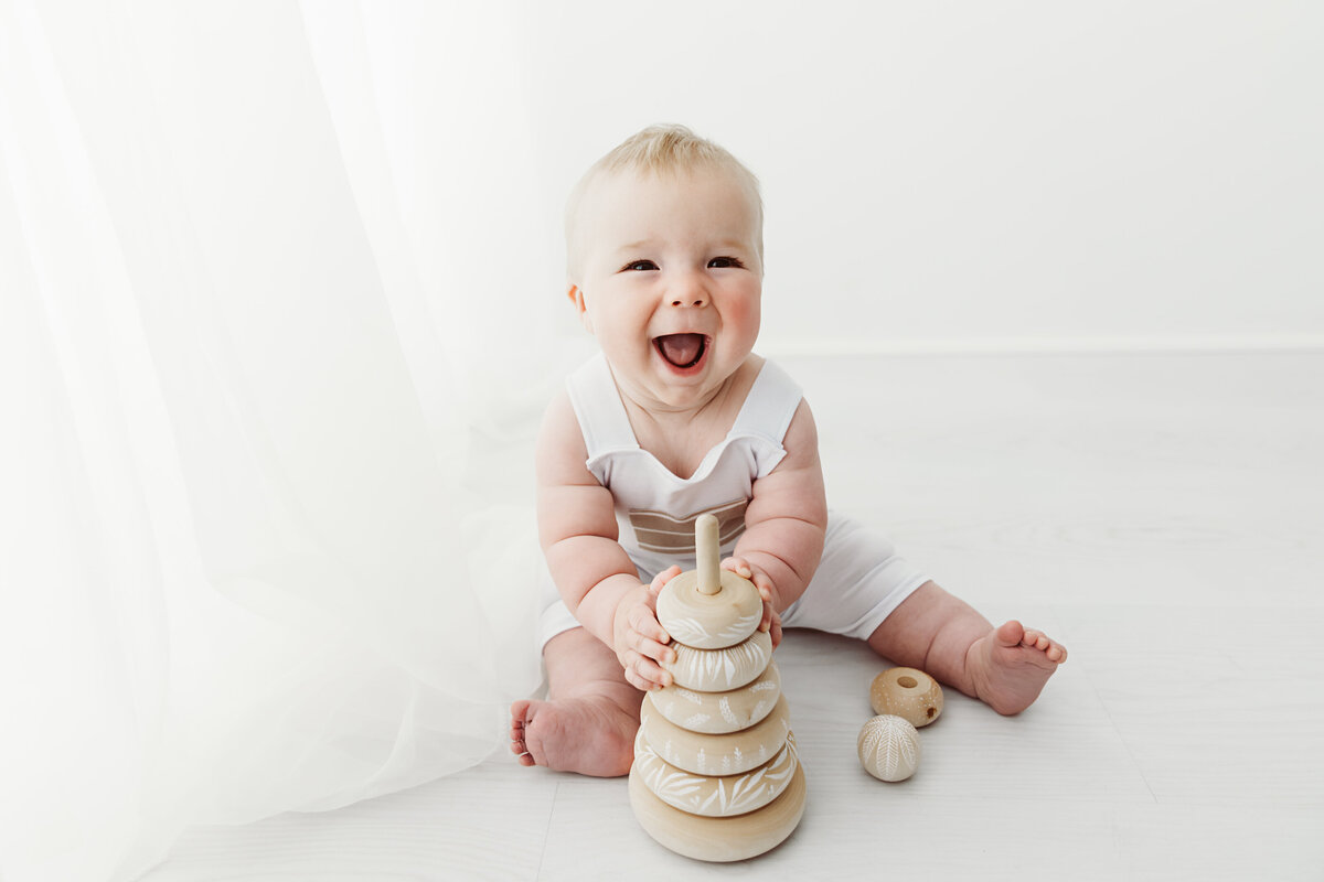 Ian 6 months-7