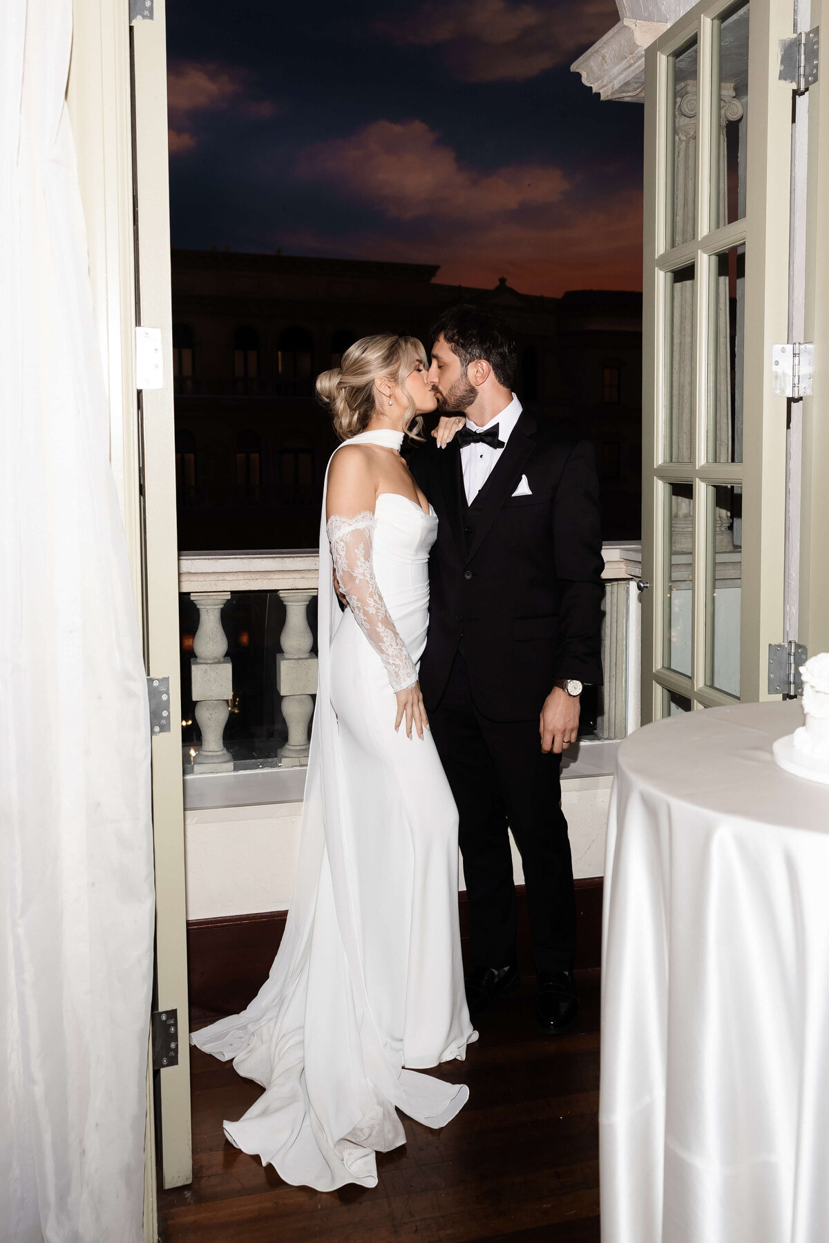 100_riskyexposure_maddie-noah_las-vegas-elopement-photography
