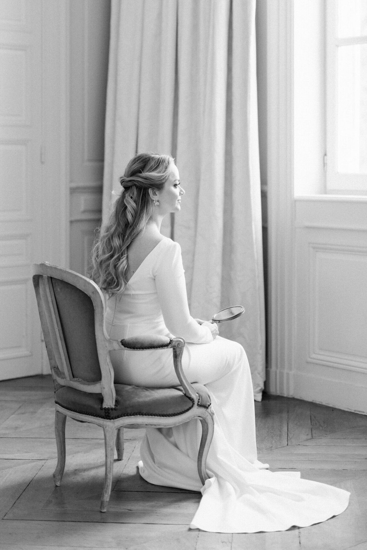 Maïlys Fortune Photography Husband Wife Wedding Weddings Photography France Switzerland Italy Timeless Dreamy Imagery Bilingual French English Destination Weddings Destination Wedding Provence French Riviera Paris Lake Como Tuscany42