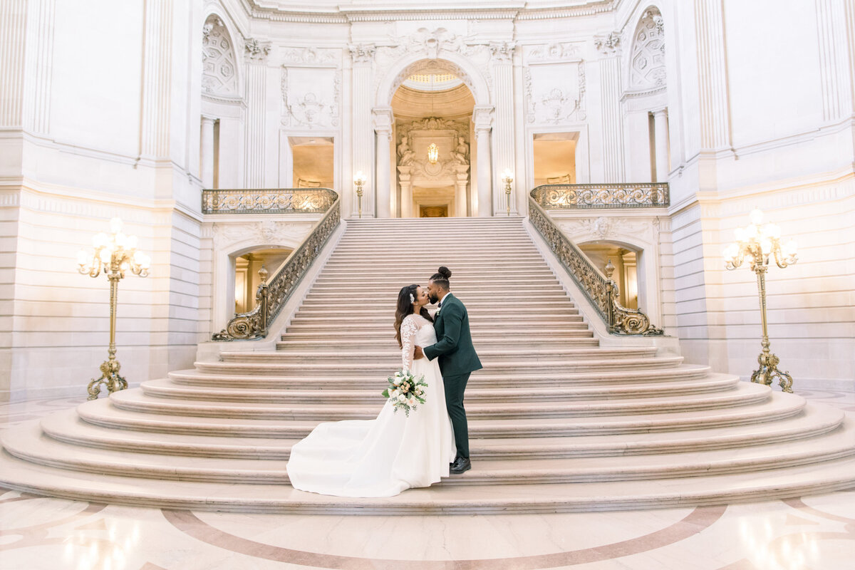 Black_Bride_African_American_SF_City_Hall_Wedding-photography-016