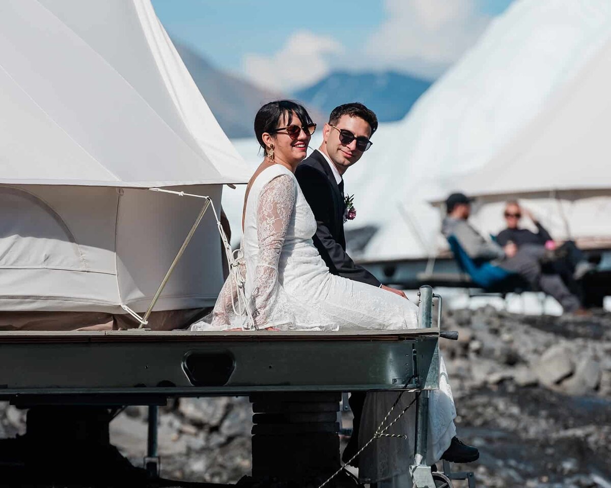 matanuska-glacier-luxury-elopement-Soul-and-Sky-Weddings