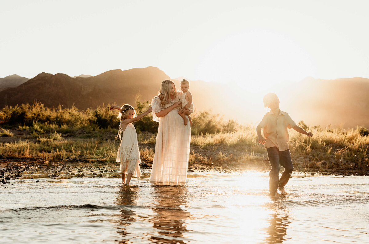 let-them-play-family-session