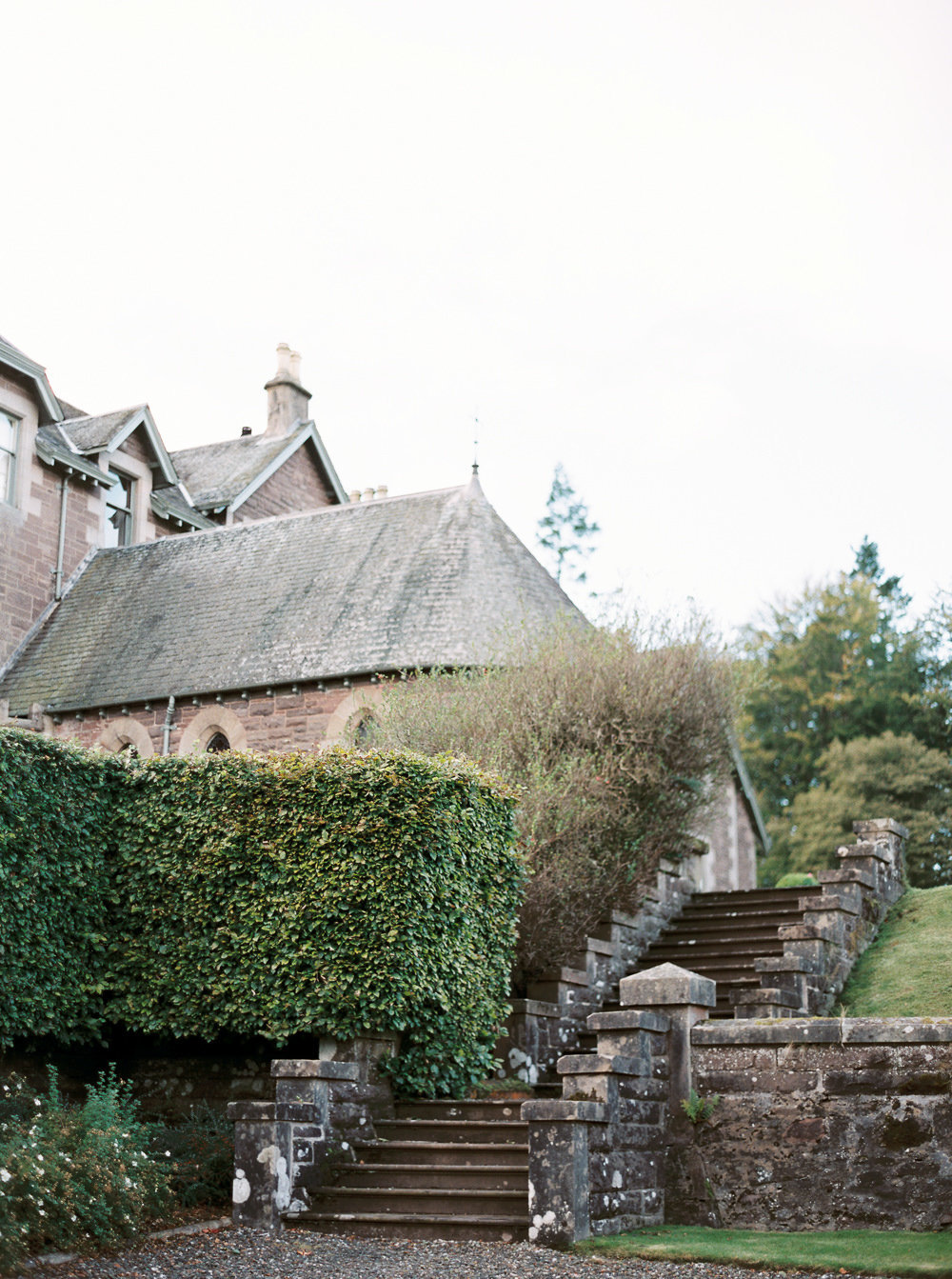 Cromlix Hotel Wedding - Scotland Wedding Photographers_1036