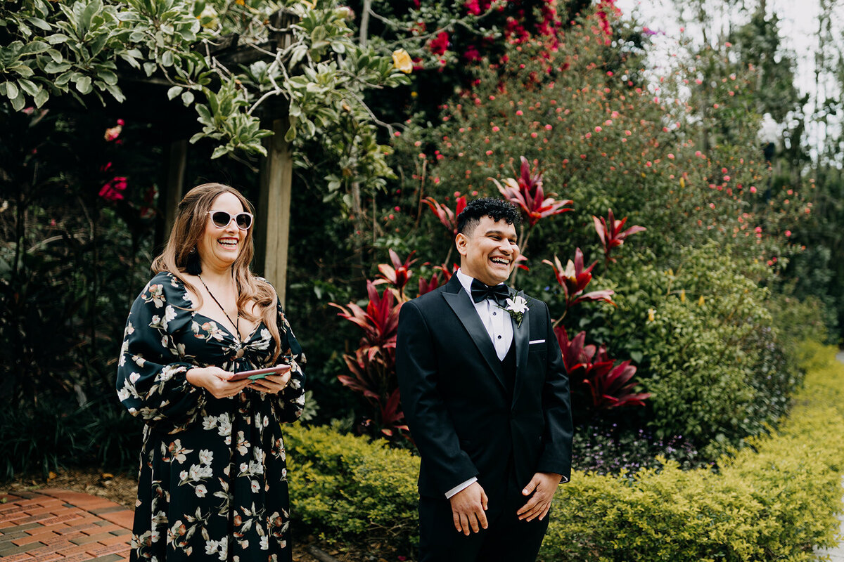 amber-whorter-sunken-gardens-elopement-chantilly-chic-celebrations-15