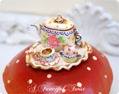 tea_set_white_3