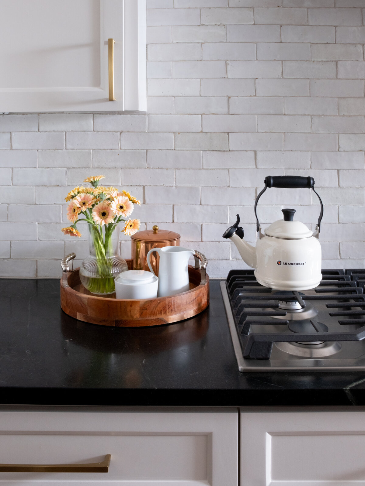 hello-home-austin-cream-kitchen-remodel-zellige-backsplash-contemporary-kitchen-gas-cooktop-soapstone-countertop-18