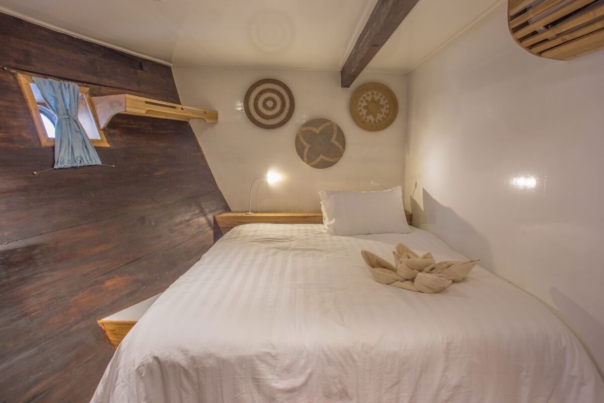 Harmoni Luxury Indonesia Yacht Charter - 19 (1)