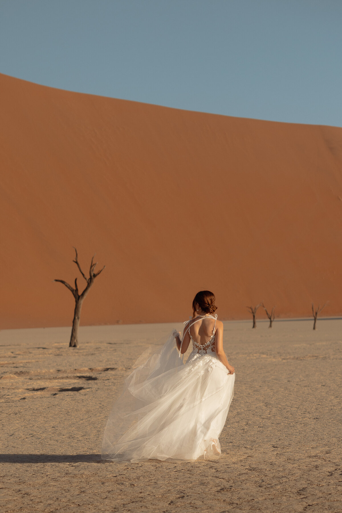 Zhila Ziad Nuri Elopement Wedding Sossusvlei Namibia Africa Heleen Photography-59