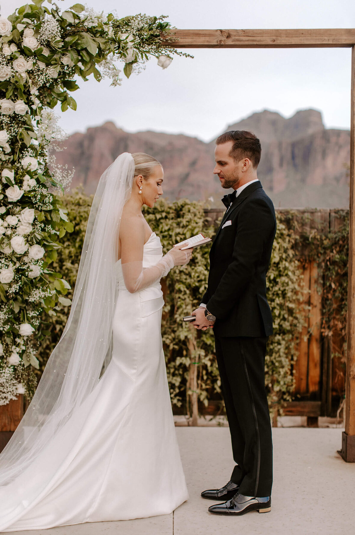 Romantic Apache Junction, Arizona wedding planned by BTO Events
