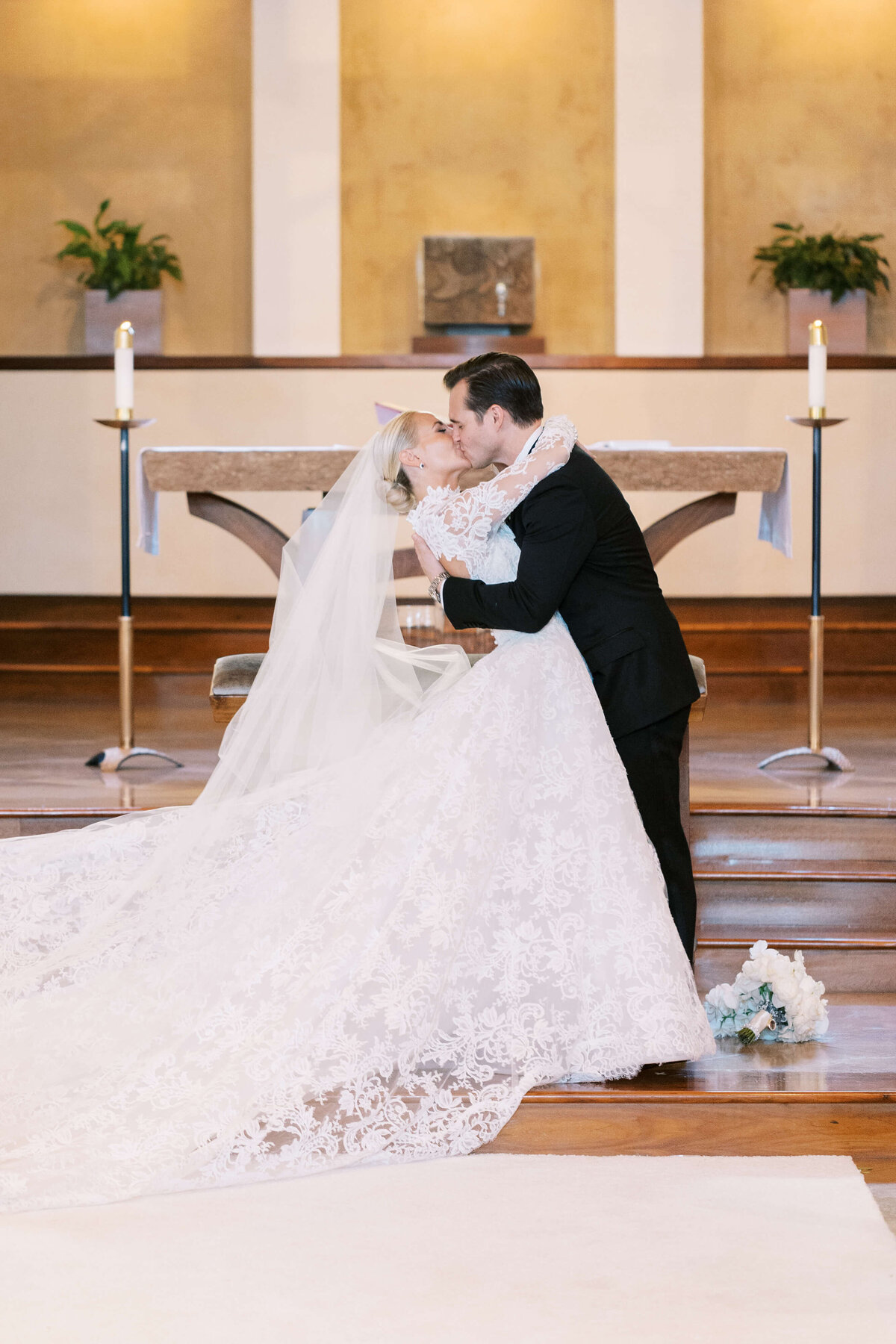 Malibu-Estate-Wedding_Malibu-Wedding_Southern-California-Wedding-Photographer_Lisa-Leanne-Photography_38
