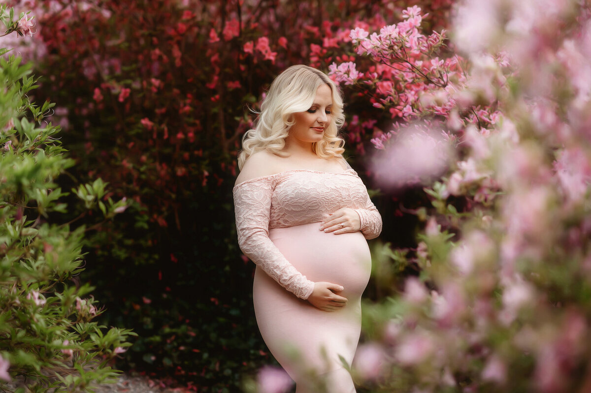 Pregnant mother poses for Maternity Photos in Charleston, SC.