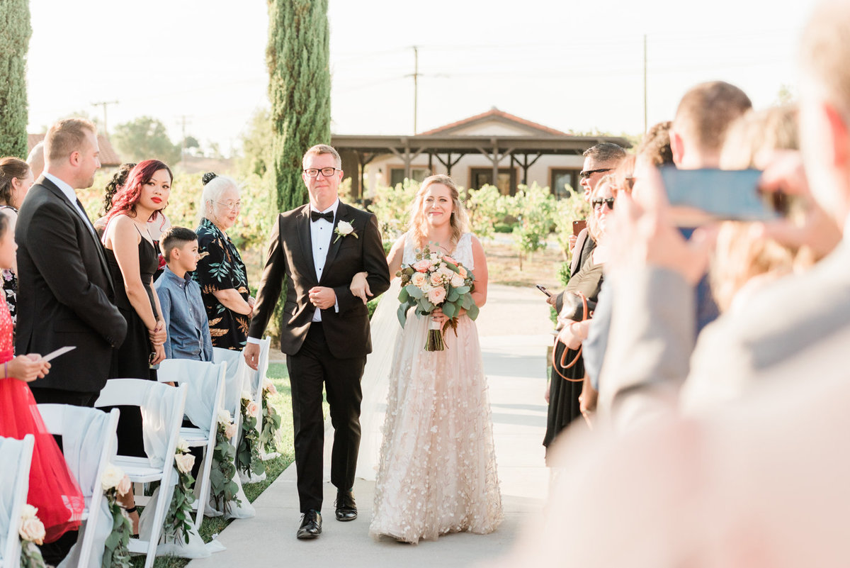 028_southern-california-wedding-photographer-temecula-avensole-winery-photo