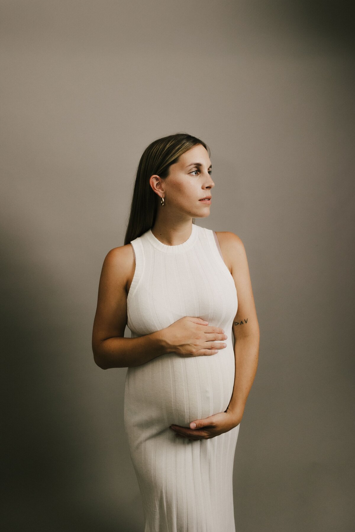 Babybauchshooting Fotograf Studio Salzburg authentisch