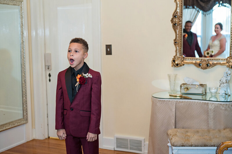 Detroit Wedding Photographer Victoria Wedding Chapel-044