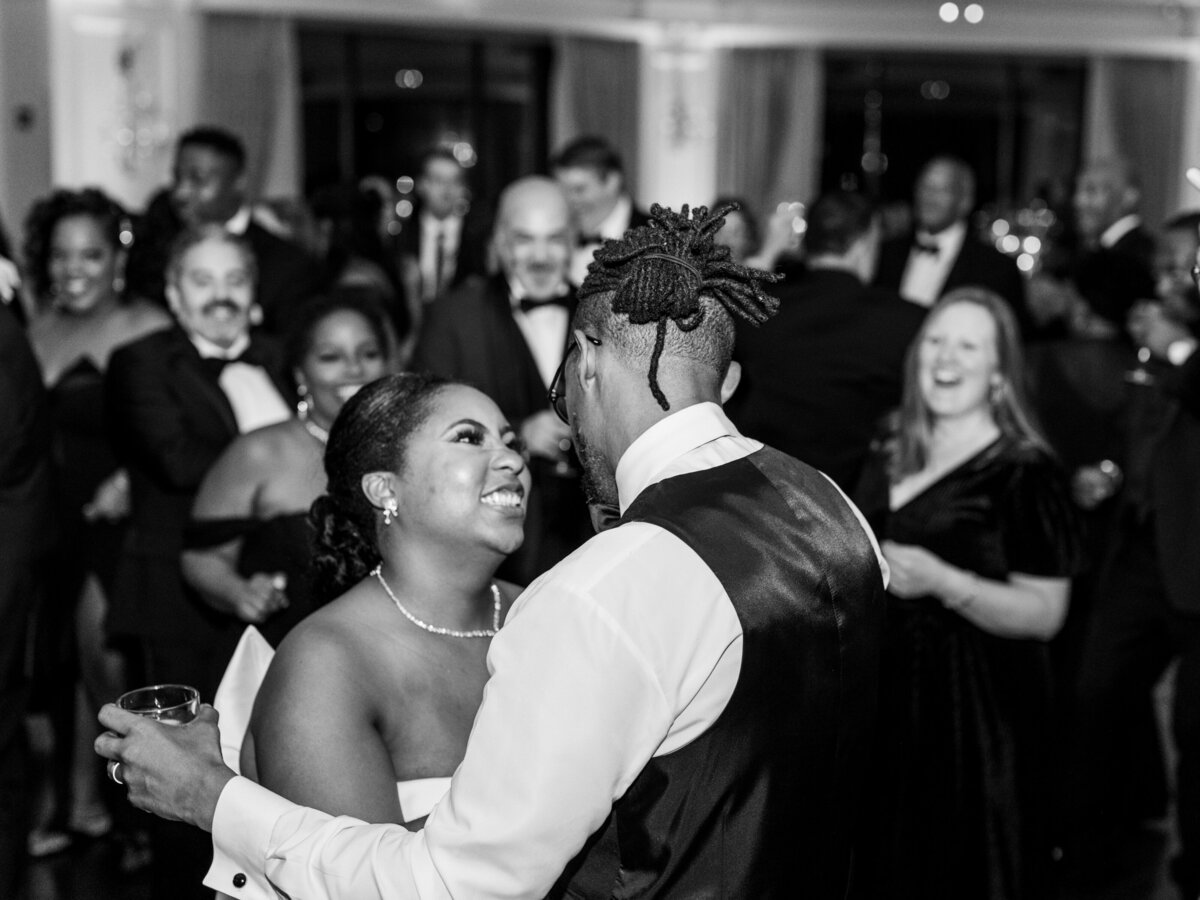 KatieTraufferPhotography-LaurenandJohnnyWedding-1107-2