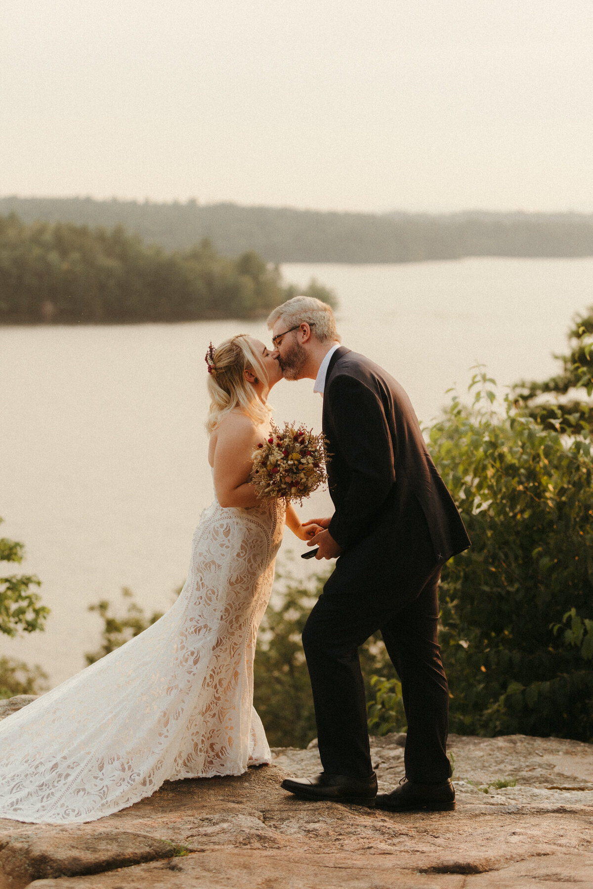 Megan-Joe-Elopement-Sierra-Does-Photos-Cliff-Lake-Manchester-NH-Photographer_024