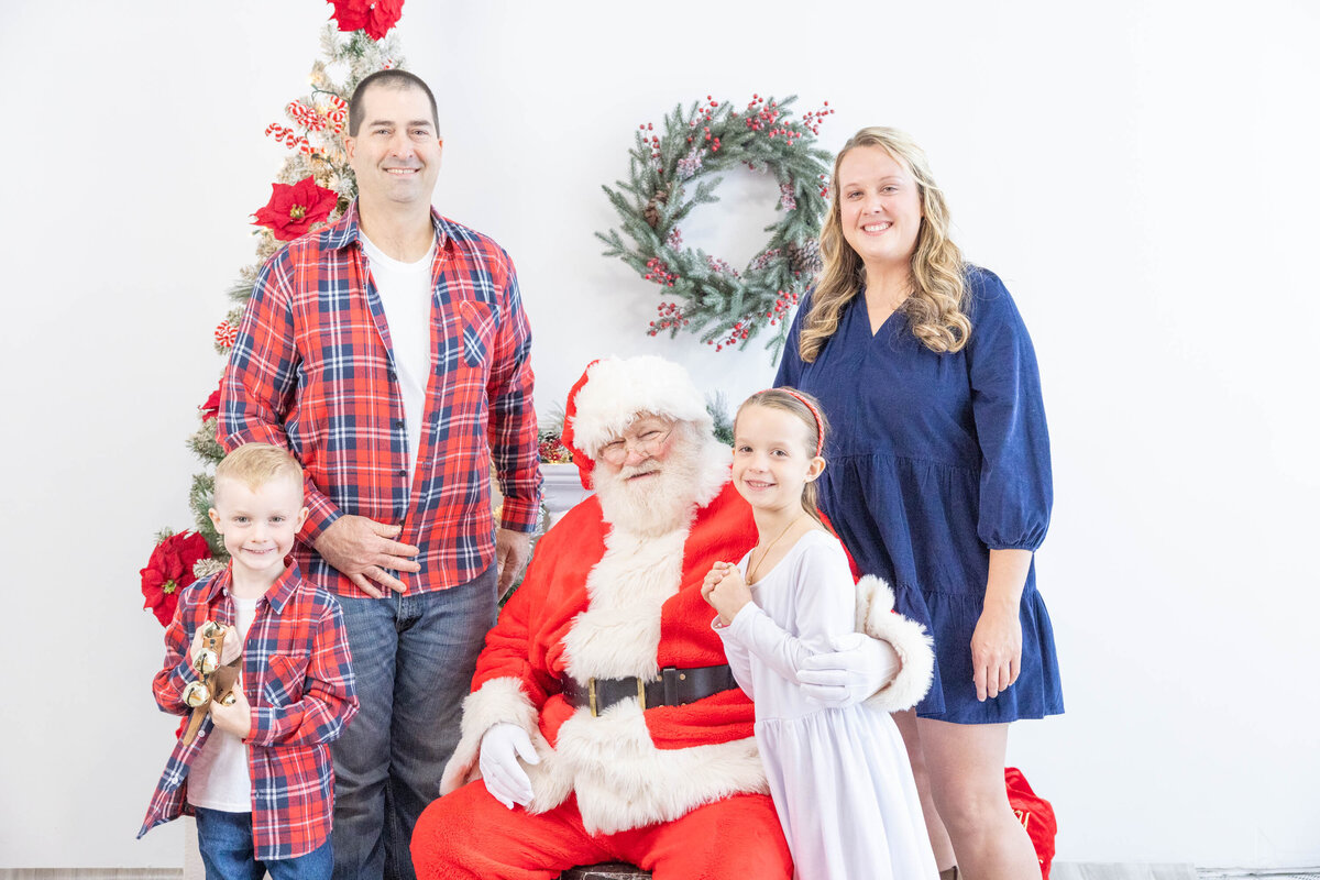 Santa 2025-Jennifer-Blackburn-5305