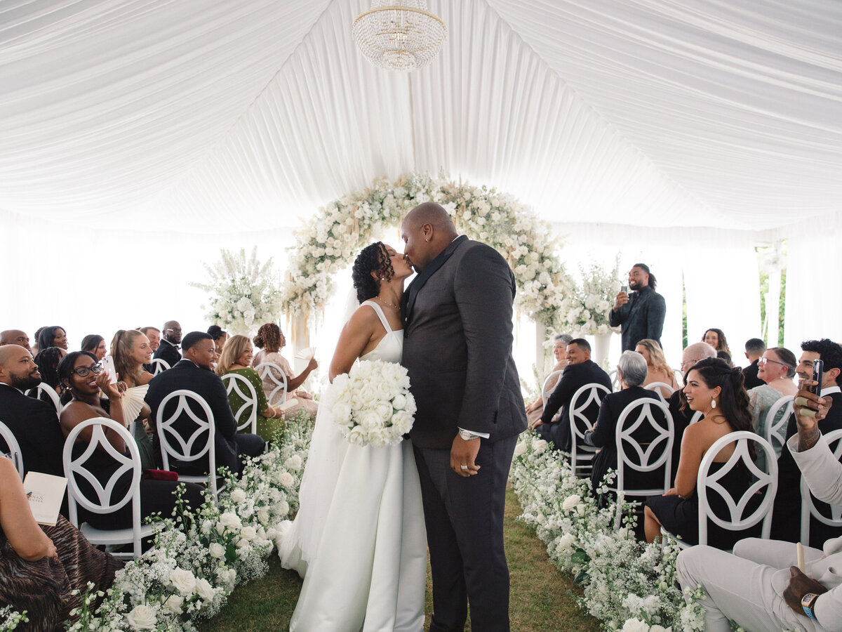 Dexter+Donna_Wedding_AmandaCastlePhotography-564