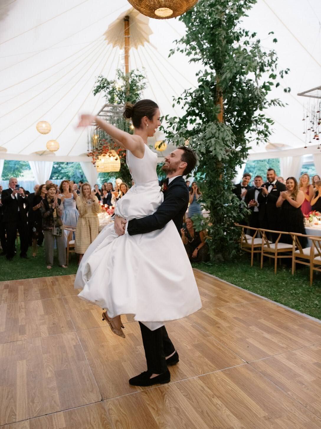 troutbeck-22-couple-sharing-their-first-dance-with-guests-watching-at-troutbeck-jenny-fu-studio