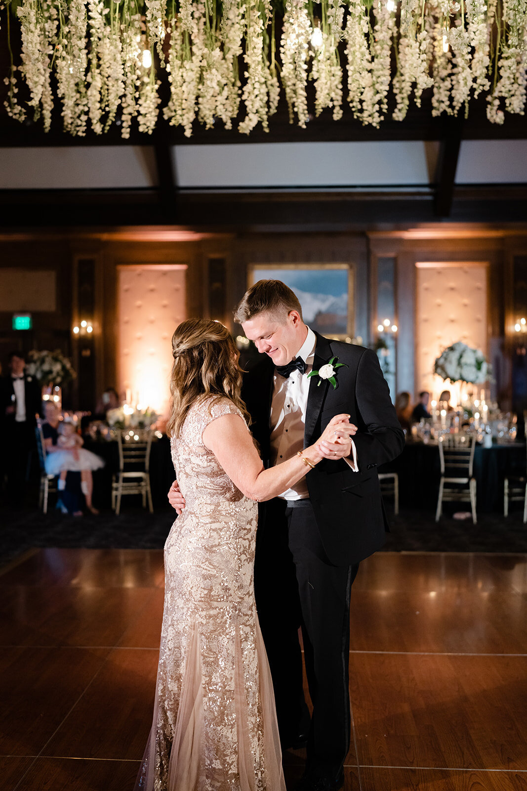 stein-eriksen-lodge-july-summer-park-city-mountain-wedding-pepper-nix-2212-2133
