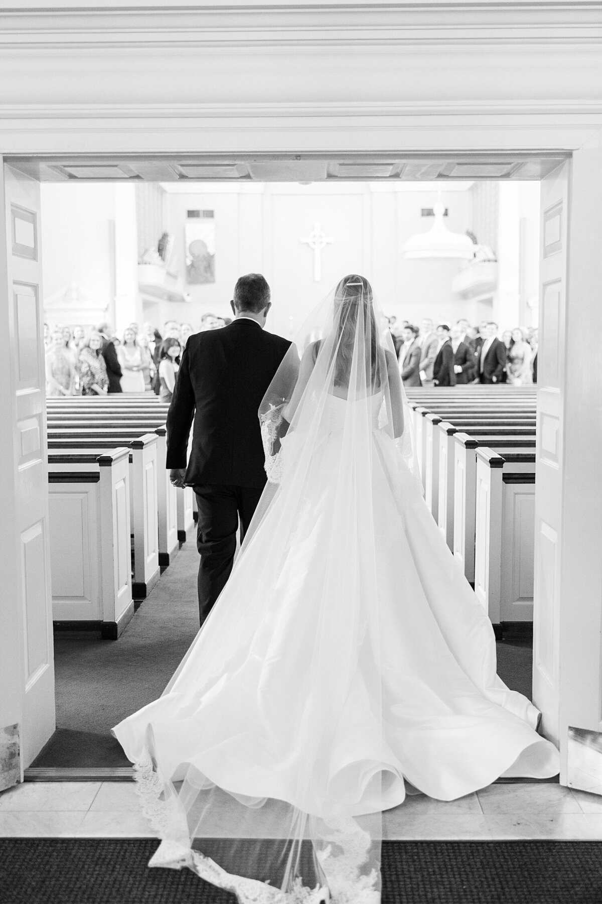 Raleigh-NC-Wedding-Photographer-The-Maxwell-Sarah-Hinckley-Photography-Timeless-Wedding-Photographer-_0019