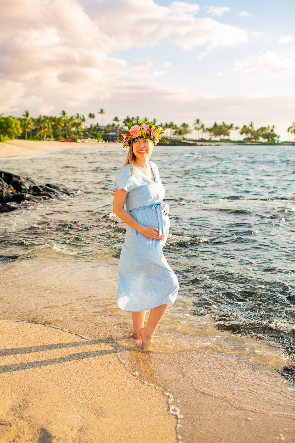 maternity photos on a beach in big island hawaii-3