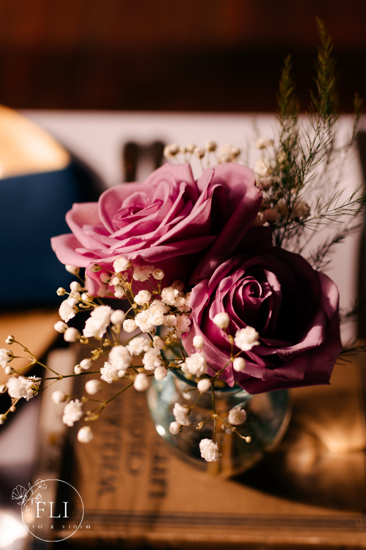 the carnegie center columbia tusculum cincinnati wedding venue photographer videographer flower centerpiece 