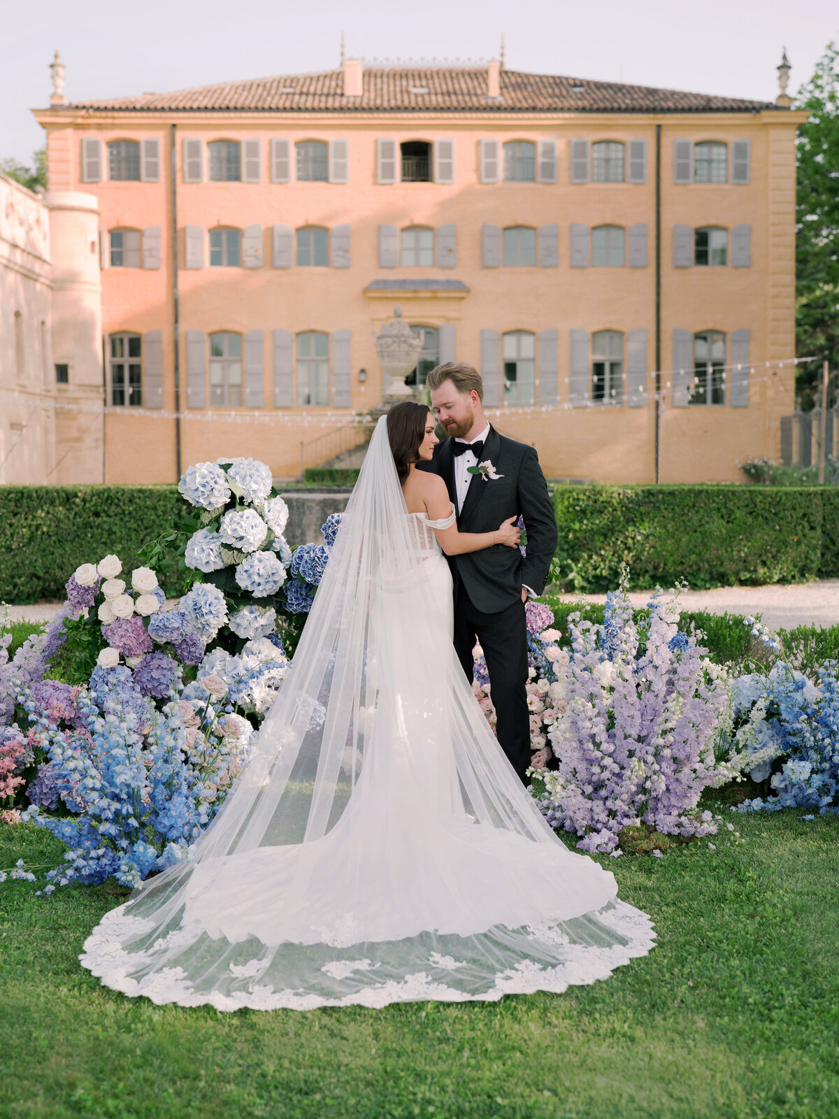 Jennifer Fox Weddings American wedding planning & design agency in Provence, crafting luxury weddings at Château de Fonscolombe sophieeptonphotographyjordynrichardwedpreview-100