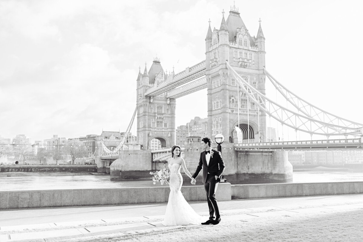 MorganeBallPhotography-Wedding-London-SparklingMoments-01-TowerBridge-73-3397