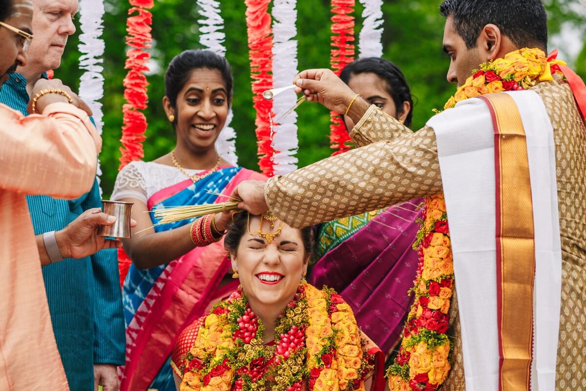 photography-by-brea-baltimore-weddings_1087-2000x1333