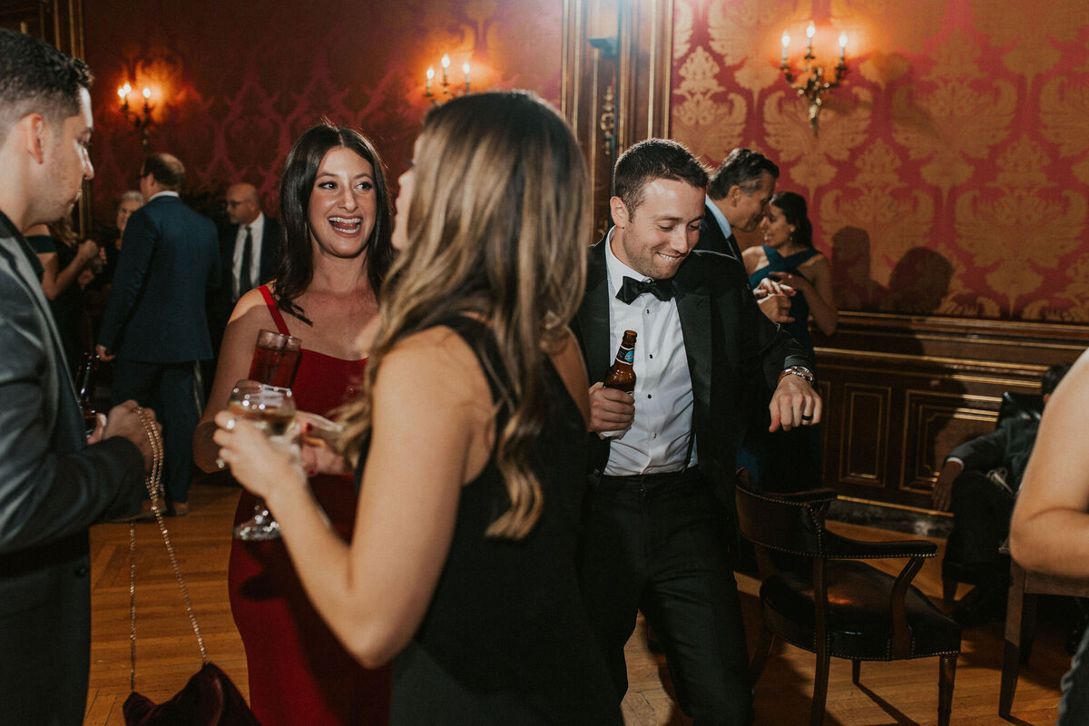 WELLING-FLORES.Wedding.EngineersClub-rcptn-171