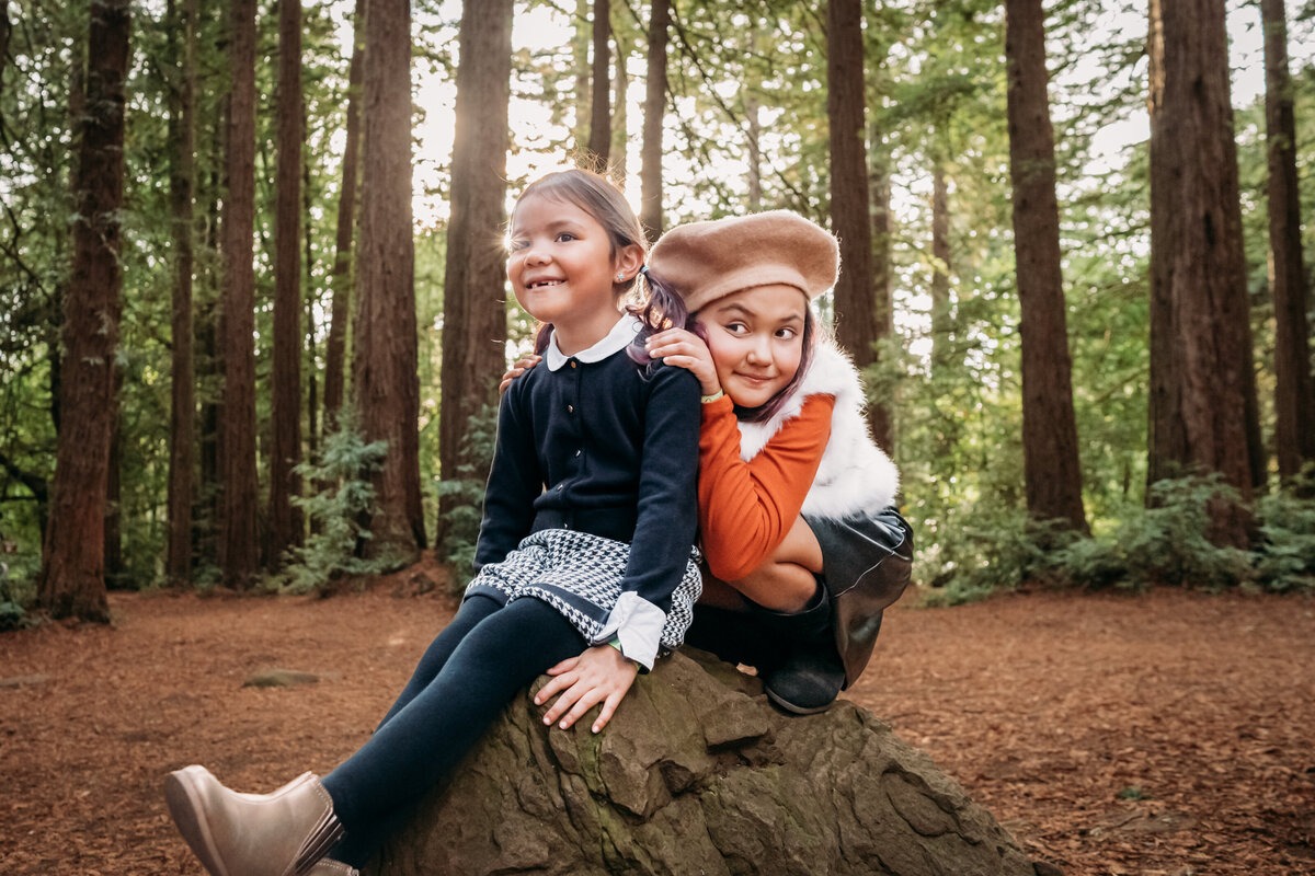 family-photography-redwoods-sisters