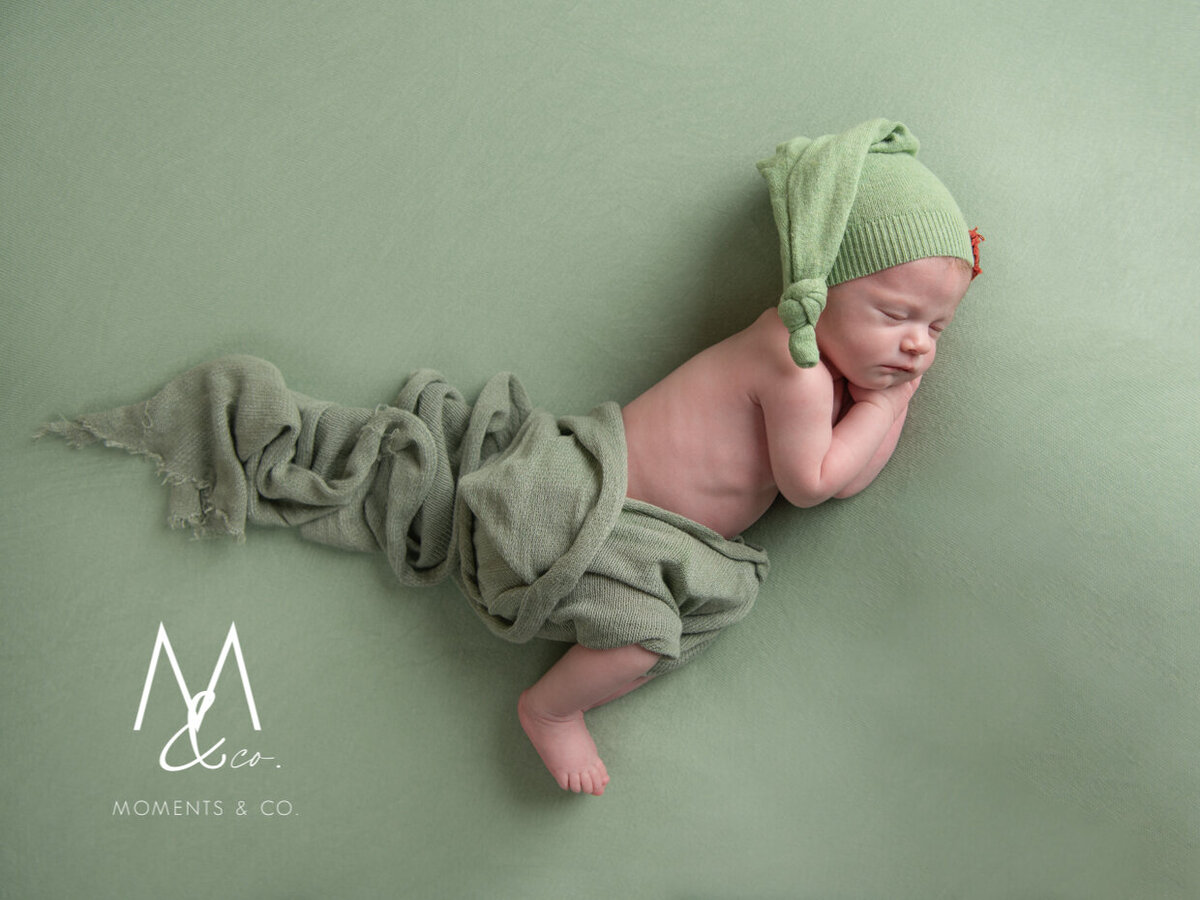 Knit-Night-Cap-Newborn-Photo-baby-girl-sleeping-2