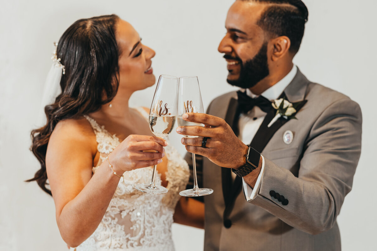 ariel-amir-photo-hotel-haya-elopement-chantilly-chic-celebrations-8